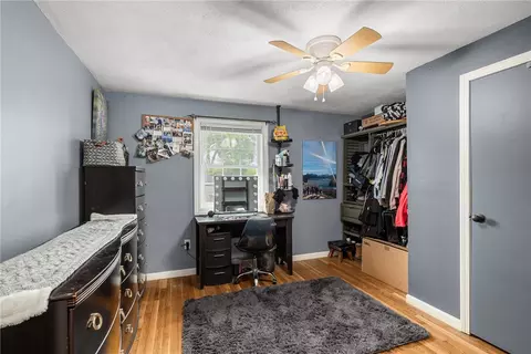 Bedroom - 265 Asylum Rd, Warwick, RI 02886 photo 5 of 8