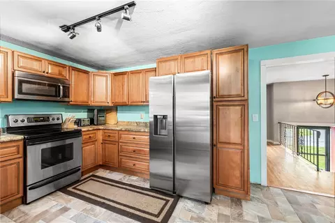 Kitchen - 265 Asylum Rd, Warwick, RI 02886 photo 2 of 2