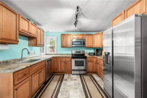 Kitchen - 265 Asylum Rd, Warwick, RI 02886 photo 1 of 2
