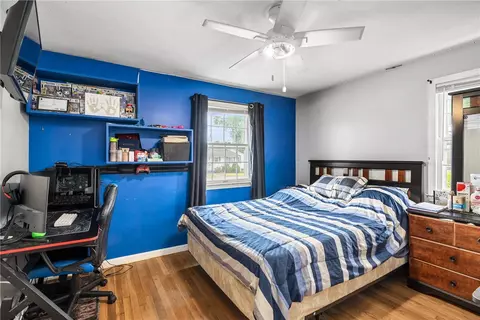 Bedroom - 265 Asylum Rd, Warwick, RI 02886 photo 1 of 8