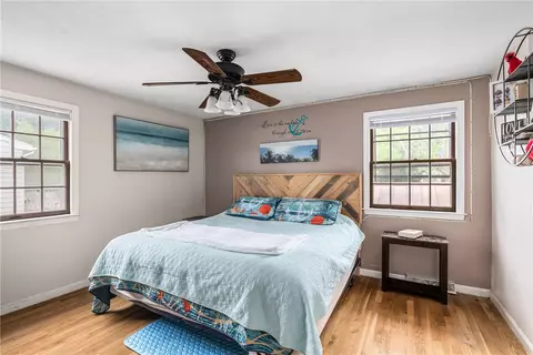 Bedroom - 265 Asylum Rd, Warwick, RI 02886 photo 3 of 8