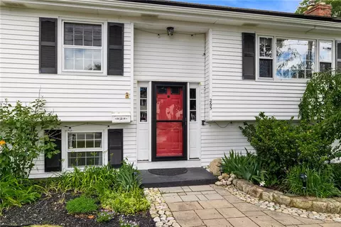 Exterior - 265 Asylum Rd, Warwick, RI 02886 photo 4 of 14