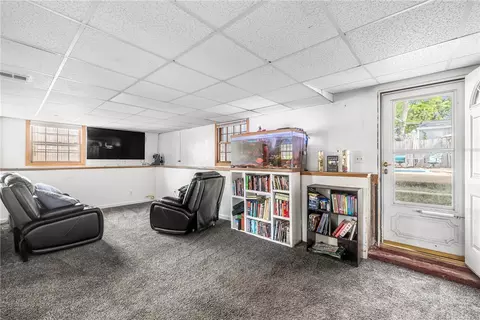 Other - 265 Asylum Rd, Warwick, RI 02886 photo 1 of 7
