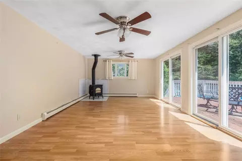 Living - 3 Cedar Path, Lincoln, RI 02865 photo 4 of 7