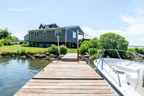 Exterior - 65 Sheldon Point Rd, South Kingstown, RI 02879 photo 1 of 9