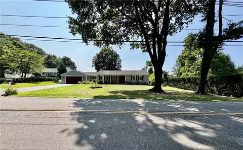 Exterior - 85 Commonwealth Ave, Warwick, RI 02886 photo 2 of 8