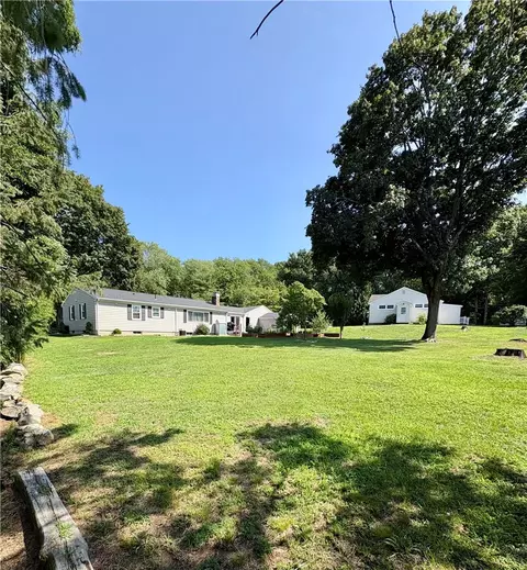 Exterior - 85 Commonwealth Ave, Warwick, RI 02886 photo 8 of 8