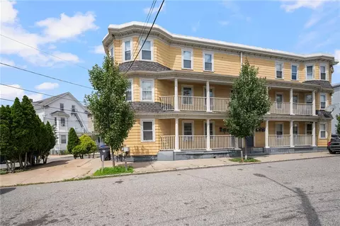 145 Tell St #B, Providence, RI 02909