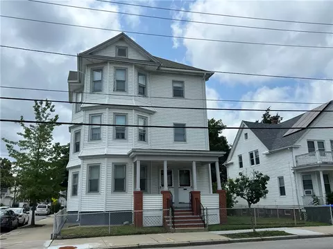 209 Webster Ave, Providence, RI 02909