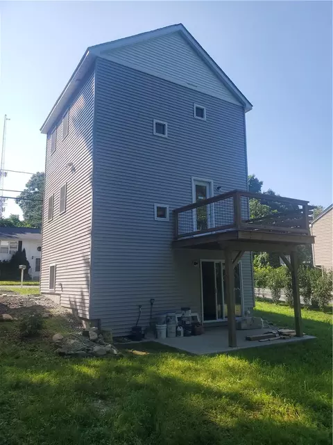 Exterior - 5 Ludlow St, Johnston, RI 02919 photo 5 of 5