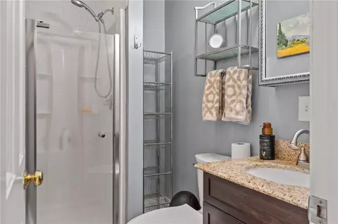 Bath - 189 Wolf Rock Rd, Exeter, RI 02822 photo 2 of 3