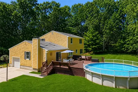 Exterior - 189 Wolf Rock Rd, Exeter, RI 02822 photo 3 of 5