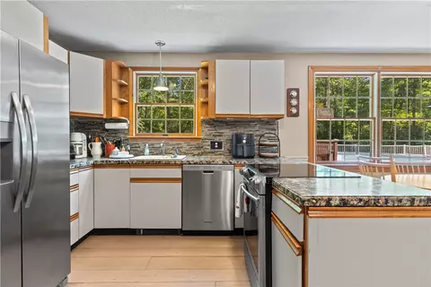 Kitchen - 189 Wolf Rock Rd, Exeter, RI 02822 photo 1 of 5