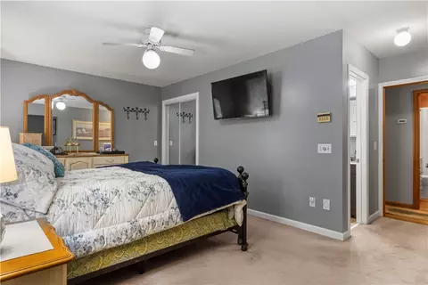 Bedroom - 189 Wolf Rock Rd, Exeter, RI 02822 photo 3 of 7