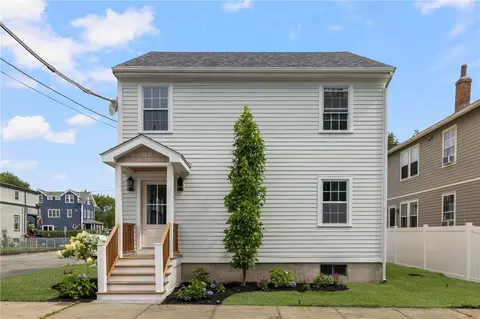 40 Atlantic St, Newport, RI 02840