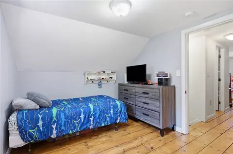 Bedroom - 7 Dexter St, Coventry, RI 02816 photo 10 of 11