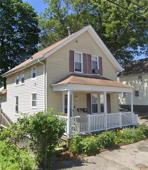 106 Samuel Ave, Pawtucket, RI 02860