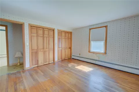 Bedroom - 26 Central Ave, Warren, RI 02885 photo 3 of 5