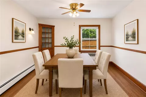 118 Summit Ave, West Warwick, RI 02893