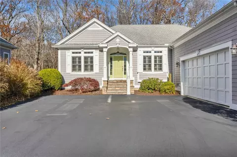 75 Fry Brook Dr, East Greenwich, RI 02818
