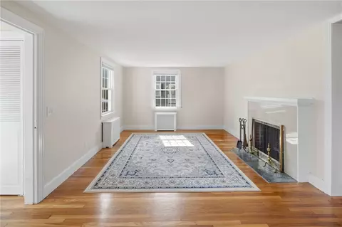 Living - 43 Ferrier Dr, Warwick, RI 02886 photo 5 of 5