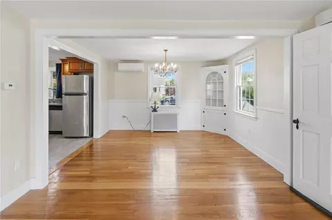 Living - 43 Ferrier Dr, Warwick, RI 02886 photo 2 of 5