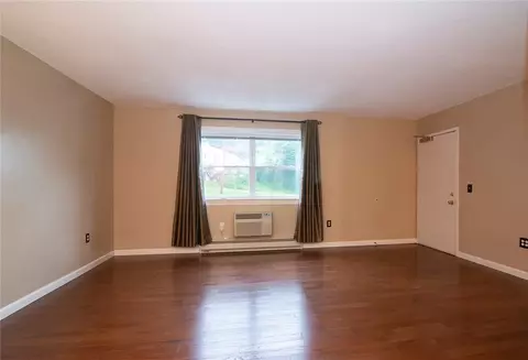 Living - 19 Apache Dr #E, Westerly, RI 02891 photo 3 of 4