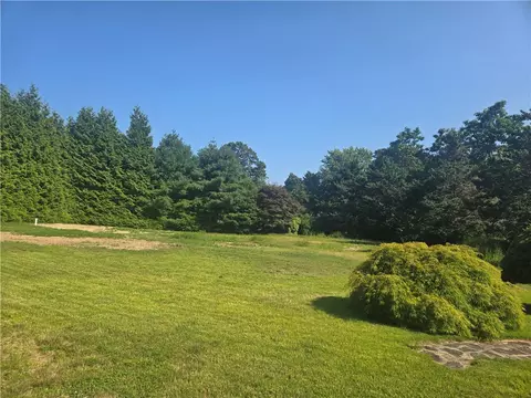 118 Winnapaug Rd, Westerly, RI 02891 photo 4