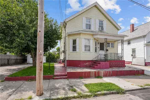 44 Winthrop Ave, Providence, RI 02908