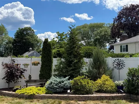 Exterior - 39 Merry Mount Dr, Warwick, RI 02888 photo 8 of 14