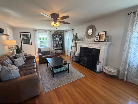 Living - 39 Merry Mount Dr, Warwick, RI 02888 photo 1 of 3