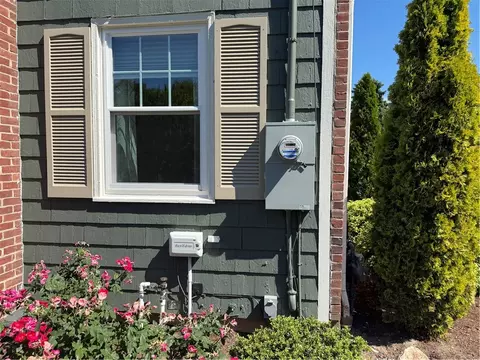 Exterior - 39 Merry Mount Dr, Warwick, RI 02888 photo 14 of 14