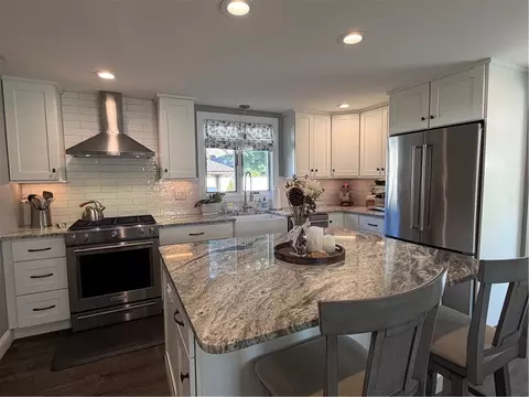 Kitchen - 39 Merry Mount Dr, Warwick, RI 02888 photo 1 of 6