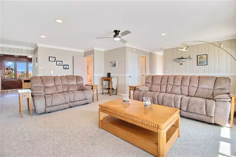 Living - 635 Atlantic Ave, Westerly, RI 02891 photo 3 of 4