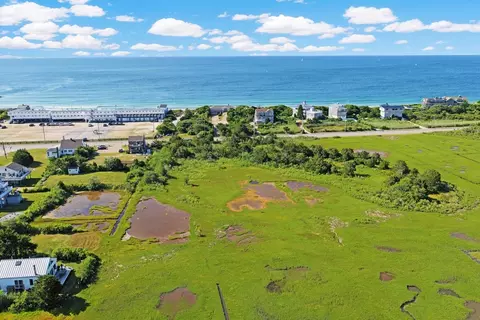 View/Area - 635 Atlantic Ave, Westerly, RI 02891 photo 2 of 4