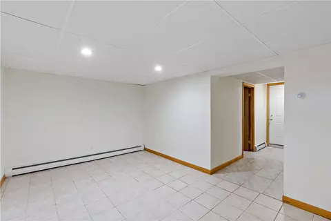 Living - 10 Partridge Dr, Exeter, RI 02822 photo 2 of 2