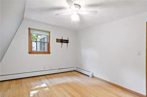 Bedroom - 10 Partridge Dr, Exeter, RI 02822 photo 5 of 9