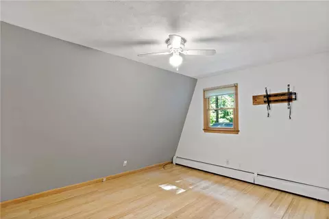 Bedroom - 10 Partridge Dr, Exeter, RI 02822 photo 3 of 9