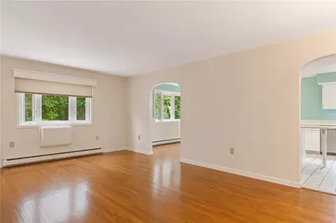 Living - 100 Stony Ln, Exeter, RI 02822 photo 3 of 5