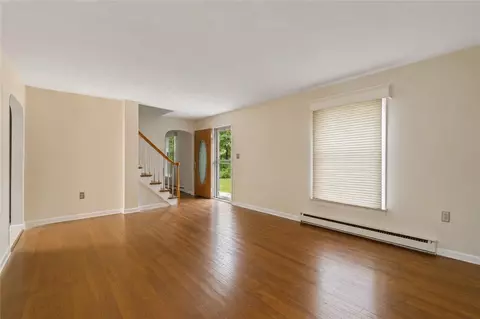 Living - 100 Stony Ln, Exeter, RI 02822 photo 2 of 5