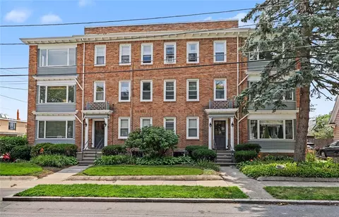 543 Lloyd Ave #5, Providence, RI 02906