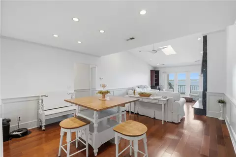 Dining - 4100 Post Rd #2, Warwick, RI 02886 photo 2 of 2