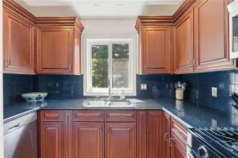 Kitchen - 4100 Post Rd #2, Warwick, RI 02886 photo 2 of 4