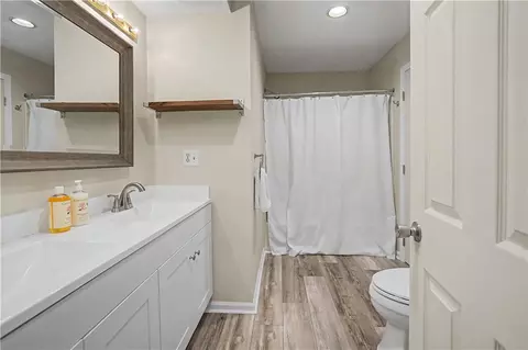 Bath - 3399 Post Rd #14, Warwick, RI 02886 photo 2 of 4