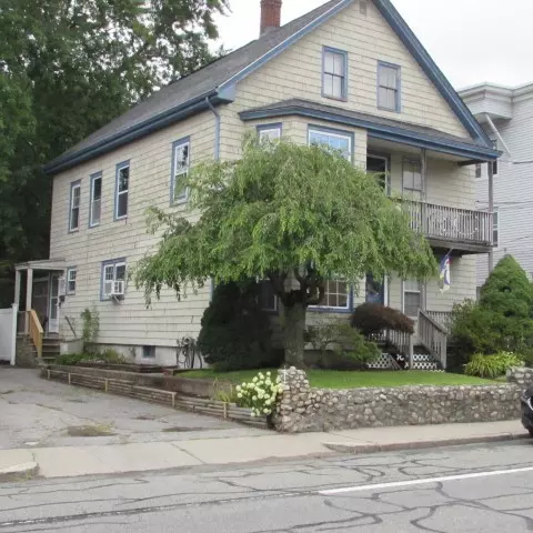 703 Manville Rd, Woonsocket, RI 02895 photo 1