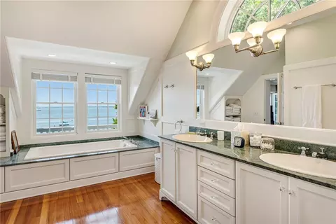 Bath - 5 Waters Edge Rd, Westerly, RI 02891 photo 1 of 3