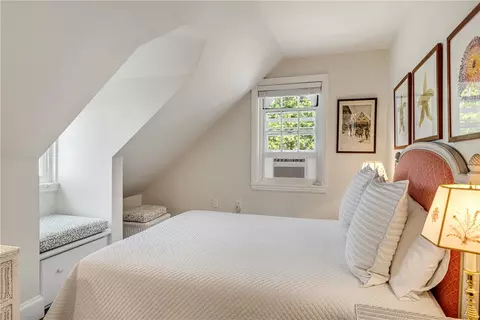 Bedroom - 5 Waters Edge Rd, Westerly, RI 02891 photo 7 of 8