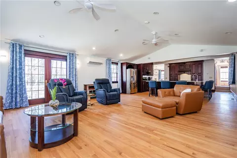 Living - 73 Nottingham Dr, Scituate, RI 02831 photo 2 of 2