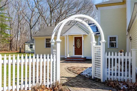 Exterior - 73 Nottingham Dr, Scituate, RI 02831 photo 7 of 13