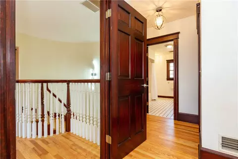 Entry Way - 73 Nottingham Dr, Scituate, RI 02831 photo 6 of 7